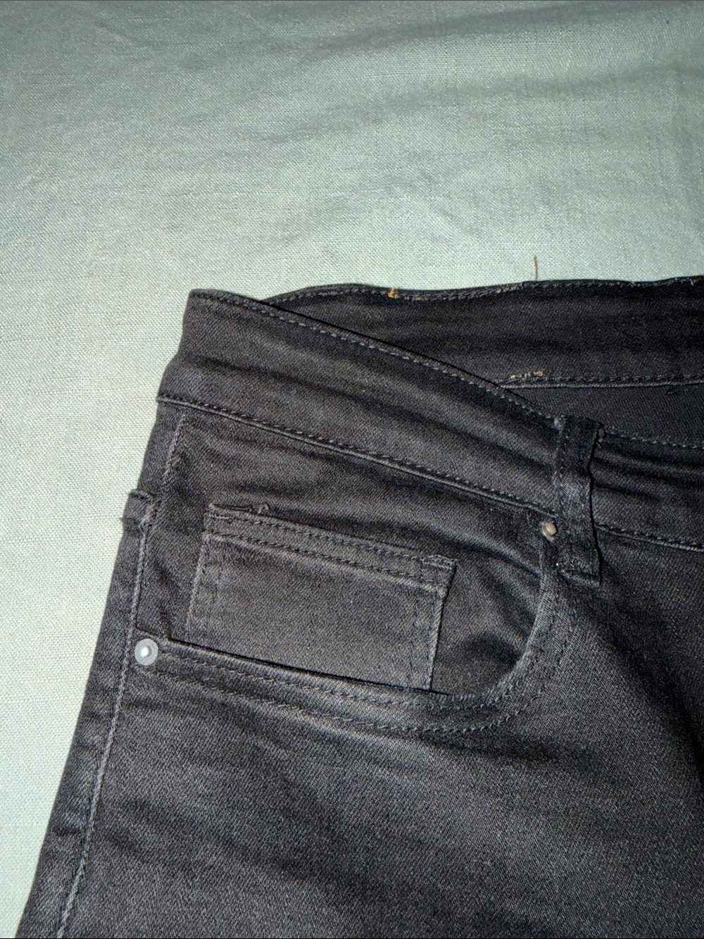 Men ‘Crysp Denim’ Black Skinny Zipper Hem Jeans - Picture 3 of 8